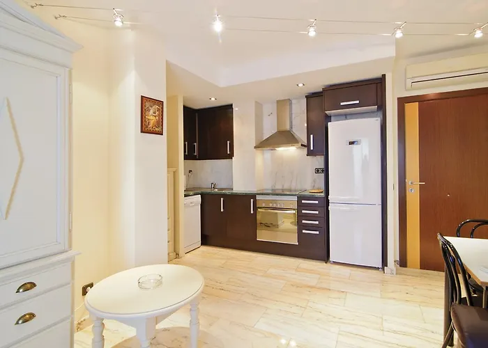 Rosapark 아파트 *